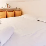 Cannes Centre Cosy Appartement Avec Mezzanine