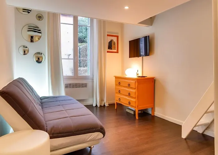 Cannes Centre Cosy Appartement Avec Mezzanine